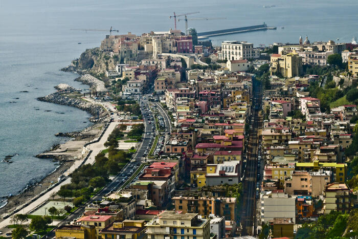 Campi Flegrei, forte scossa avvertita a Napoli