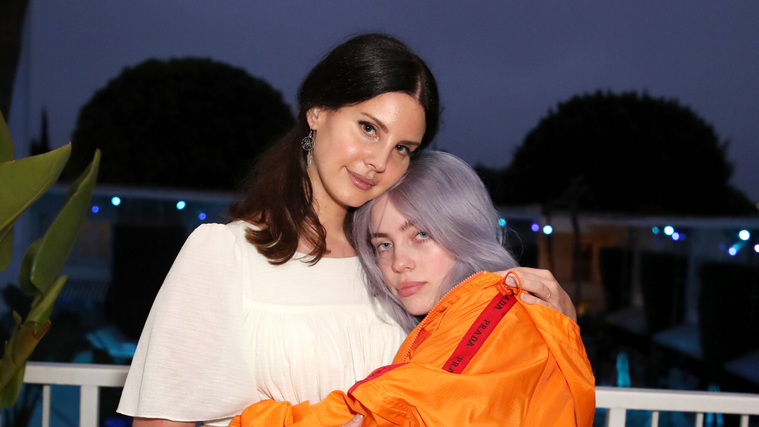 Coachella 2024, Billie Eilish duetta con Lana Del Rey (video)