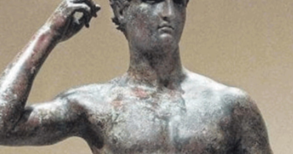 Atleta di Fano, una vittoria italiana: torna a casa la statua trafugata nell'Adriatico