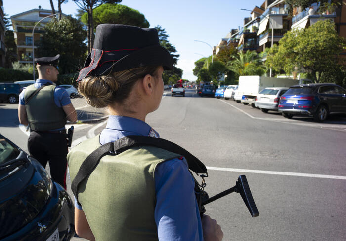 Allieva della scuola marescialli dei Carabinieri di Firenze morta suicida. La famiglia: 'Stressata da un regime assurdo'