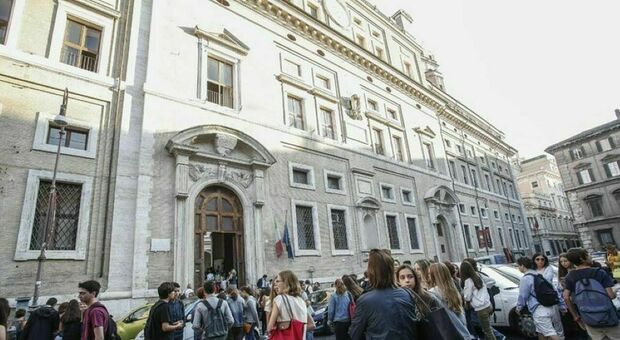 Scuole superiori, i licei che preparano meglio gli studenti: Visconti a Roma, Sacro Cuore a Milano. La classifica